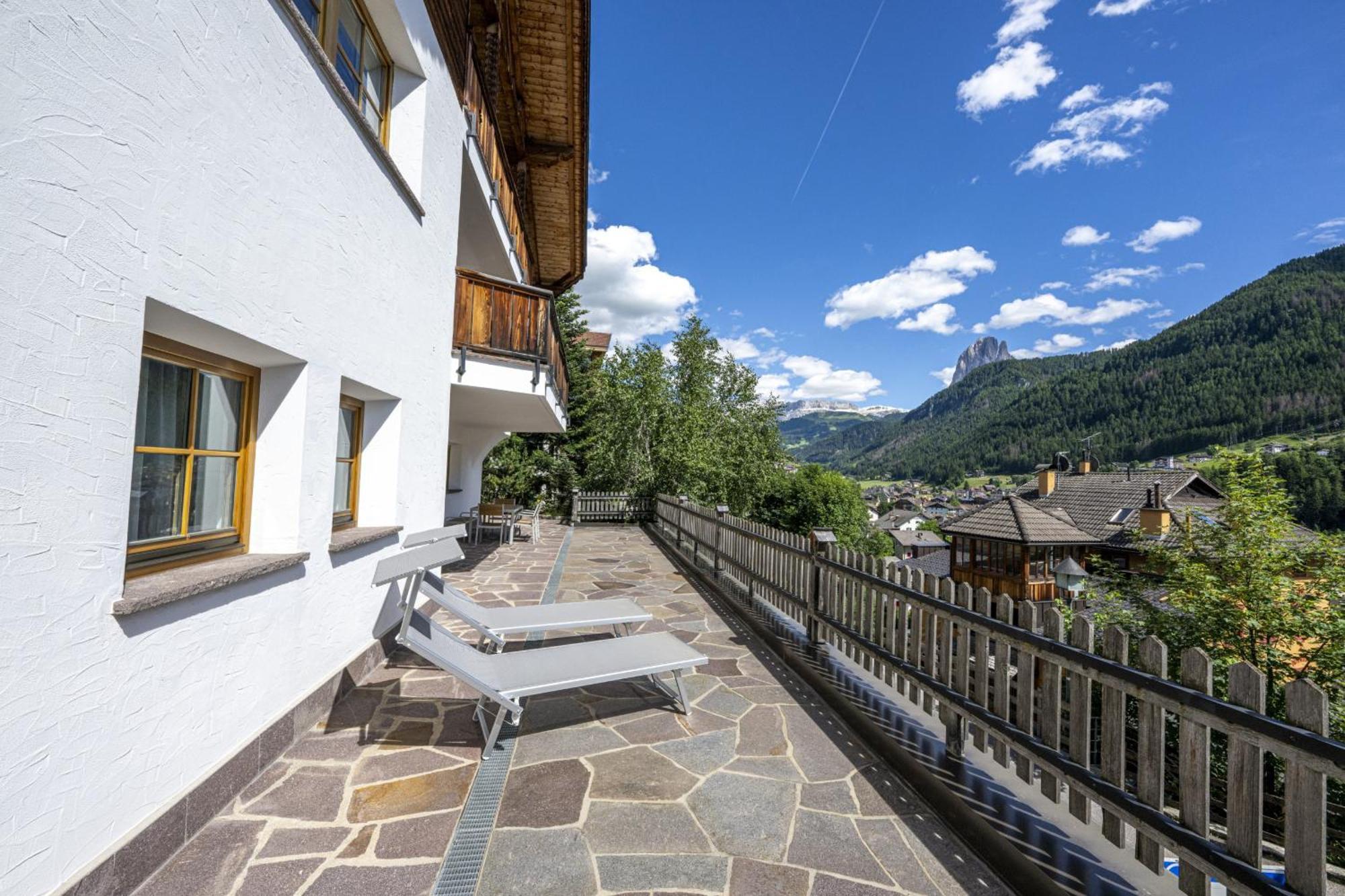 Panoramic Apartment 24 Ortisei Exterior photo