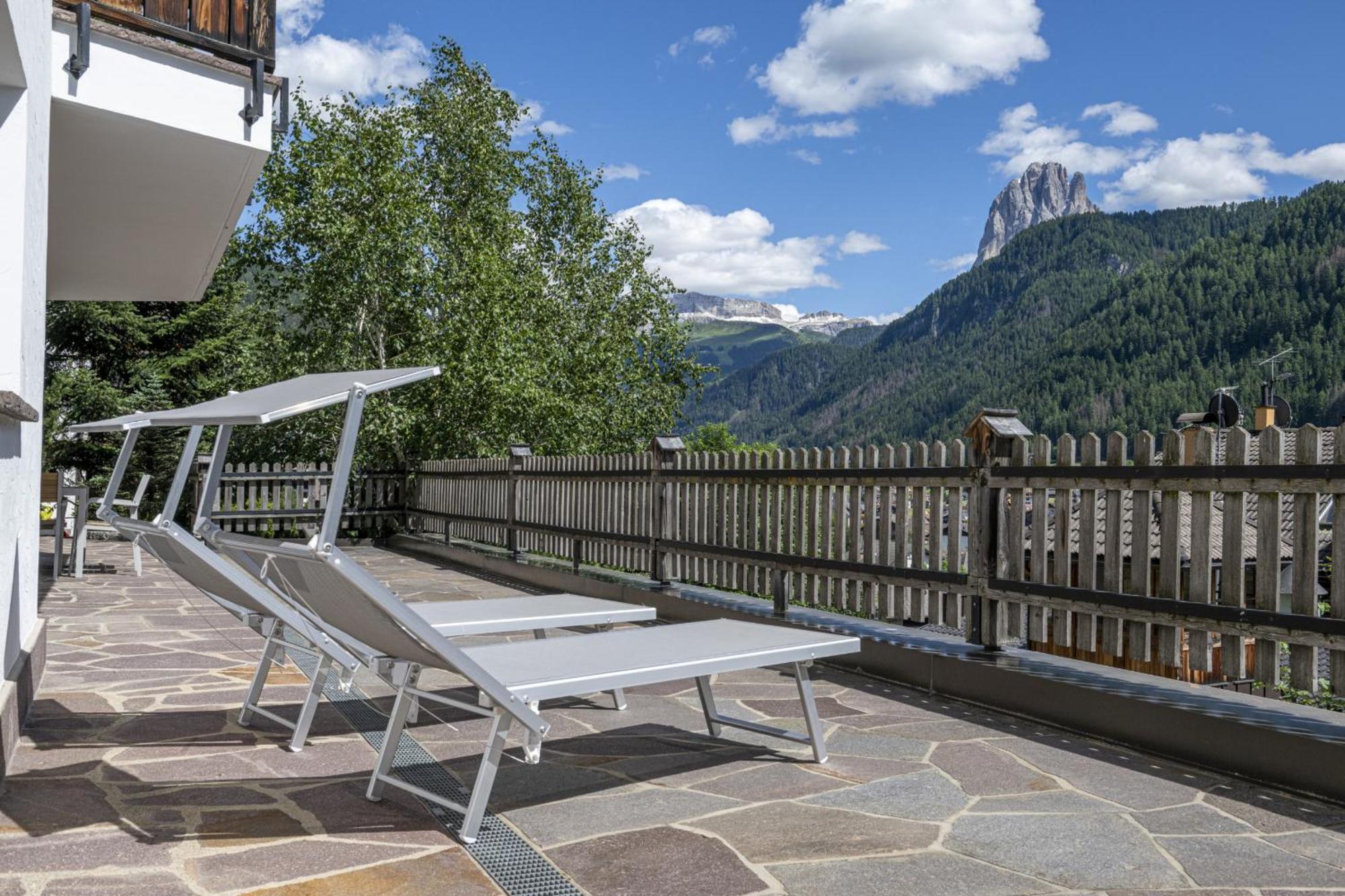 Panoramic Apartment 24 Ortisei Exterior photo